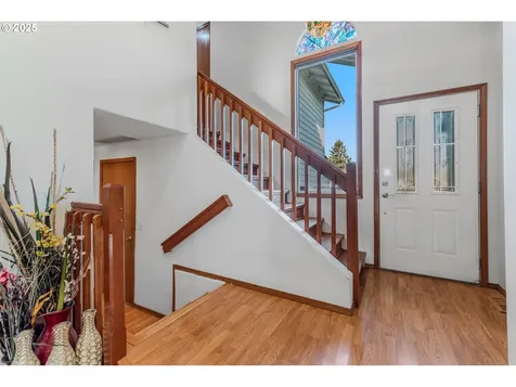 15713 NE 6th Circle Vancouver WA 98684