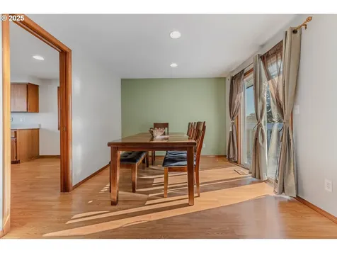 15713 NE 6th Circle Vancouver WA 98684