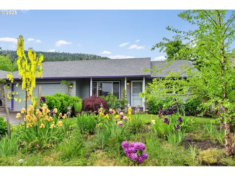 382 S 70th Place Springfield OR 97478