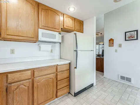 3491 NE Hawn Creek Road Mcminnville OR 97128