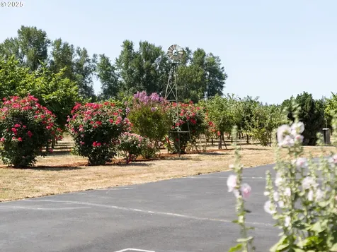 3491 NE Hawn Creek Road Mcminnville OR 97128