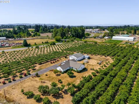 3491 NE Hawn Creek Road Mcminnville OR 97128