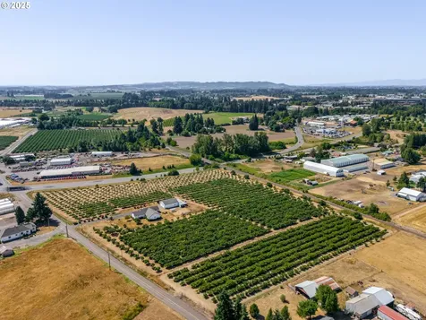 3491 NE Hawn Creek Road Mcminnville OR 97128