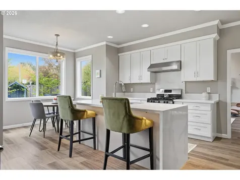 14058 Chatham Court Lake Oswego OR 97035