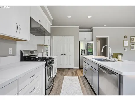 14058 Chatham Court Lake Oswego OR 97035