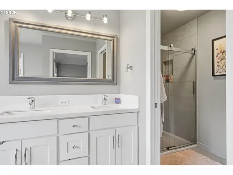 14058 Chatham Court Lake Oswego OR 97035