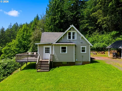 431 Skelton Road Stevenson WA 98648