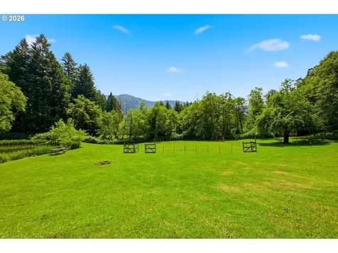 431 Skelton Road Stevenson WA 98648