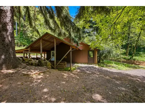 431 Skelton Road Stevenson WA 98648