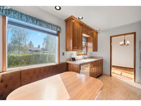 14220 NE San Rafael Street Portland OR 97230