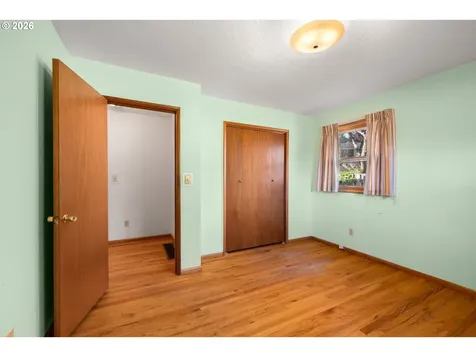 14220 NE San Rafael Street Portland OR 97230