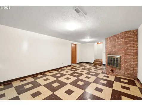 14220 NE San Rafael Street Portland OR 97230