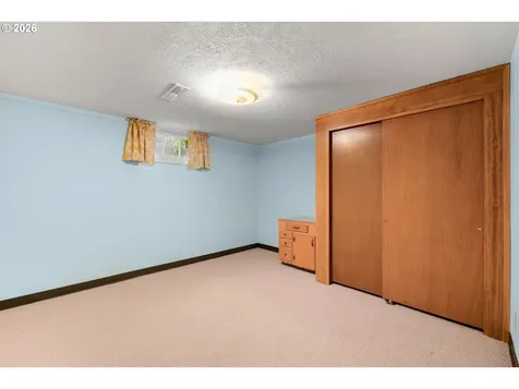 14220 NE San Rafael Street Portland OR 97230