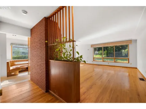 14220 NE San Rafael Street Portland OR 97230