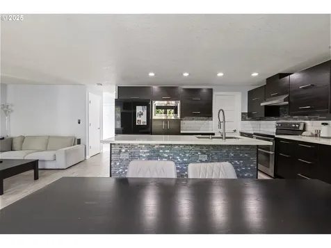 1616 NE 154th Street Vancouver WA 98686