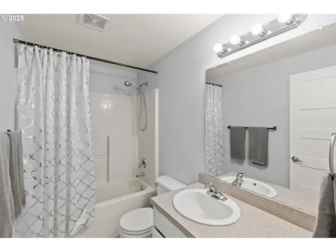 1616 NE 154th Street Vancouver WA 98686