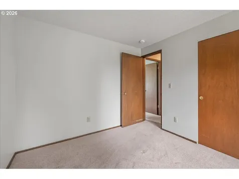 10036 SW 50th Avenue Portland OR 97219