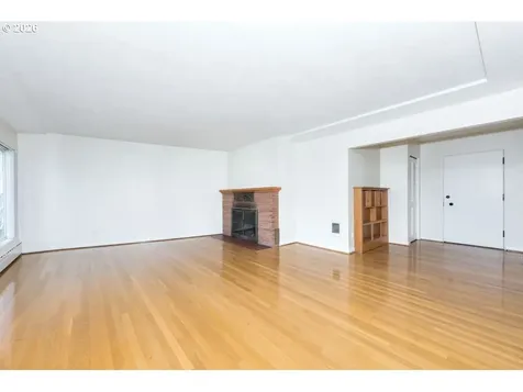 3204 SW 10th Avenue Portland OR 97239