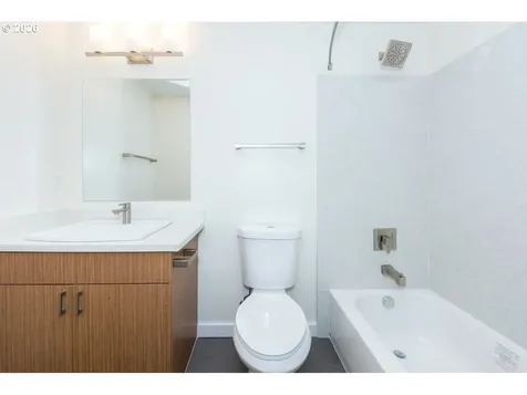3204 SW 10th Avenue Portland OR 97239