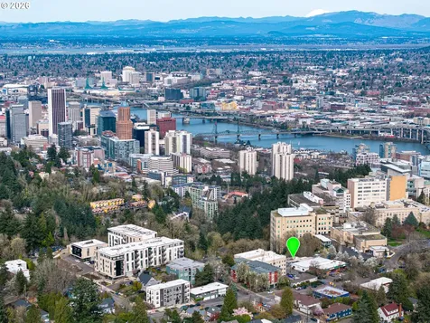 3204 SW 10th Avenue Portland OR 97239