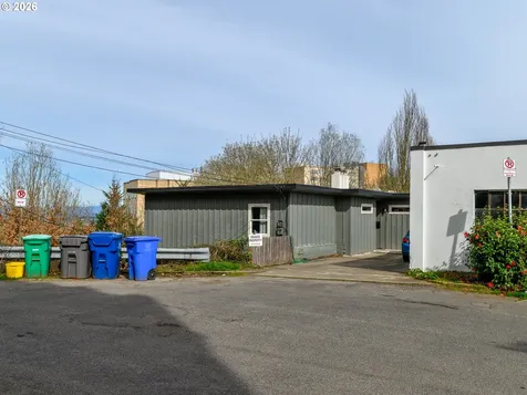 3204 SW 10th Avenue Portland OR 97239