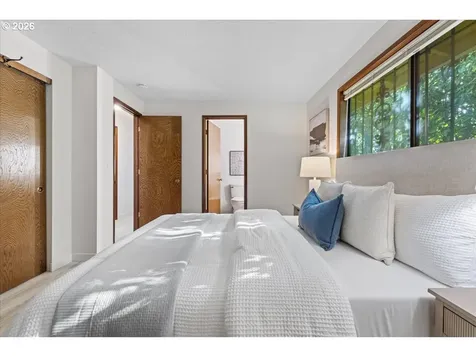 16148 Pearcy Street Lake Oswego OR 97034
