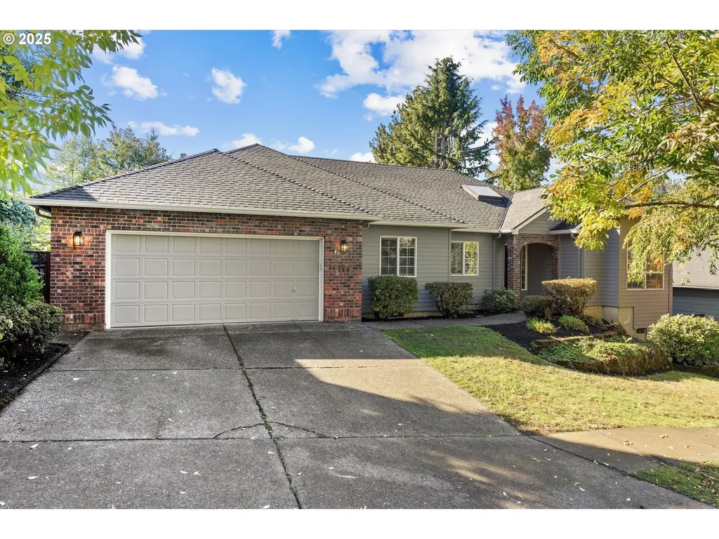 753 Nicole Drive West Linn OR 97068