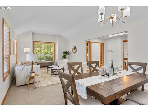 753 Nicole Drive West Linn OR 97068