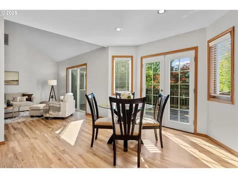 753 Nicole Drive West Linn OR 97068