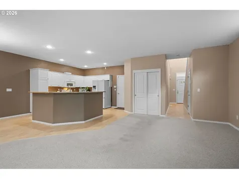 5624 J Street Washougal WA 98671