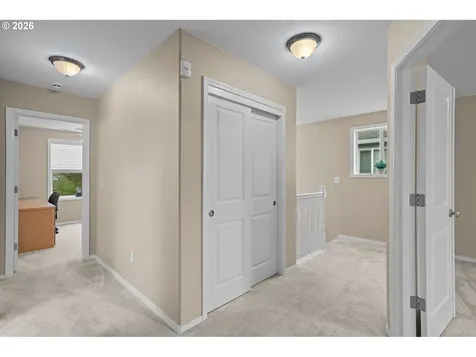 5624 J Street Washougal WA 98671