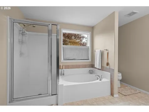 5624 J Street Washougal WA 98671