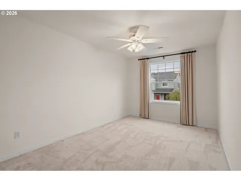 5624 J Street Washougal WA 98671