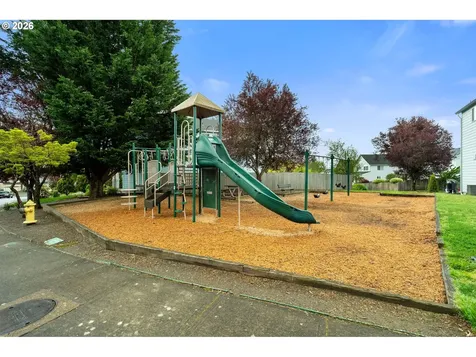 5624 J Street Washougal WA 98671