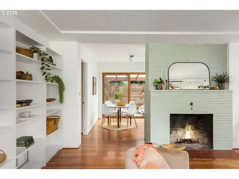 626 SE 42nd Avenue Portland OR 97215