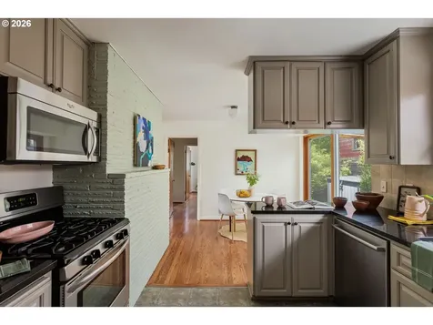 626 SE 42nd Avenue Portland OR 97215