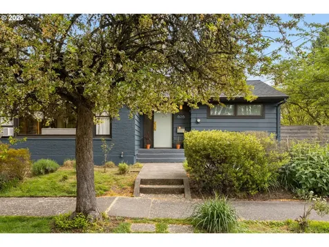 626 SE 42nd Avenue Portland OR 97215