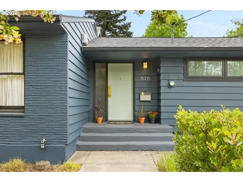 626 SE 42nd Avenue Portland OR 97215