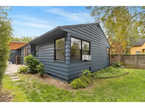 626 SE 42nd Avenue Portland OR 97215