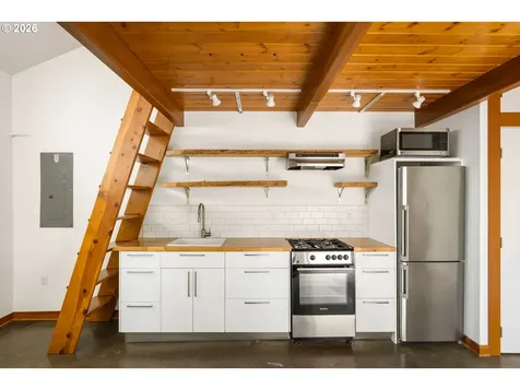 626 SE 42nd Avenue Portland OR 97215