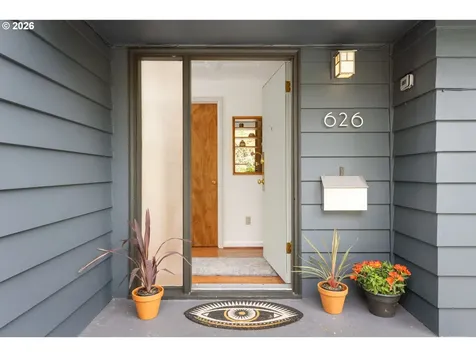 626 SE 42nd Avenue Portland OR 97215