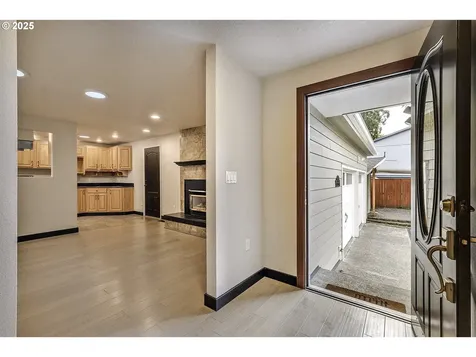 21680 SW Creek Court Tualatin OR 97062