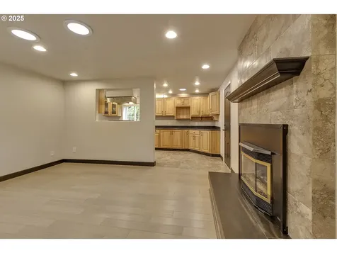 21680 SW Creek Court Tualatin OR 97062