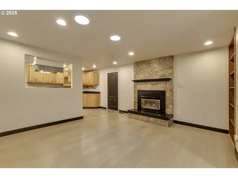 21680 SW Creek Court Tualatin OR 97062
