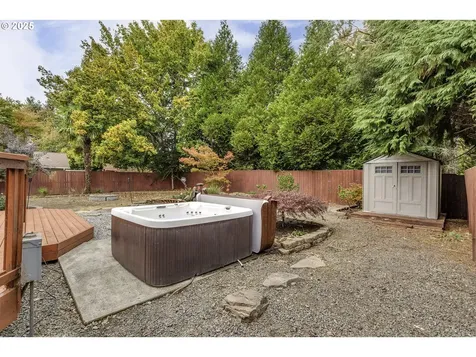 21680 SW Creek Court Tualatin OR 97062