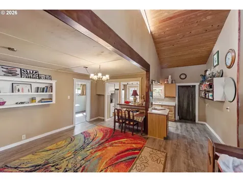 54124 Old Broadbent Road Myrtle Point OR 97458