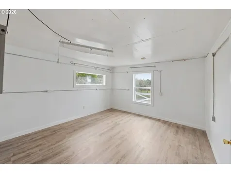 54124 Old Broadbent Road Myrtle Point OR 97458