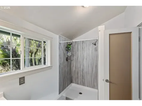 54124 Old Broadbent Road Myrtle Point OR 97458