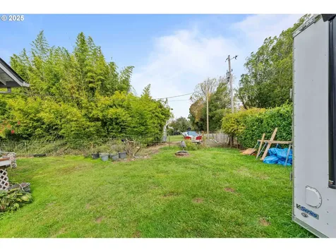 54124 Old Broadbent Road Myrtle Point OR 97458