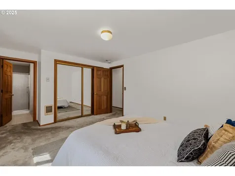 9511 NE 208th Avenue Vancouver WA 98682